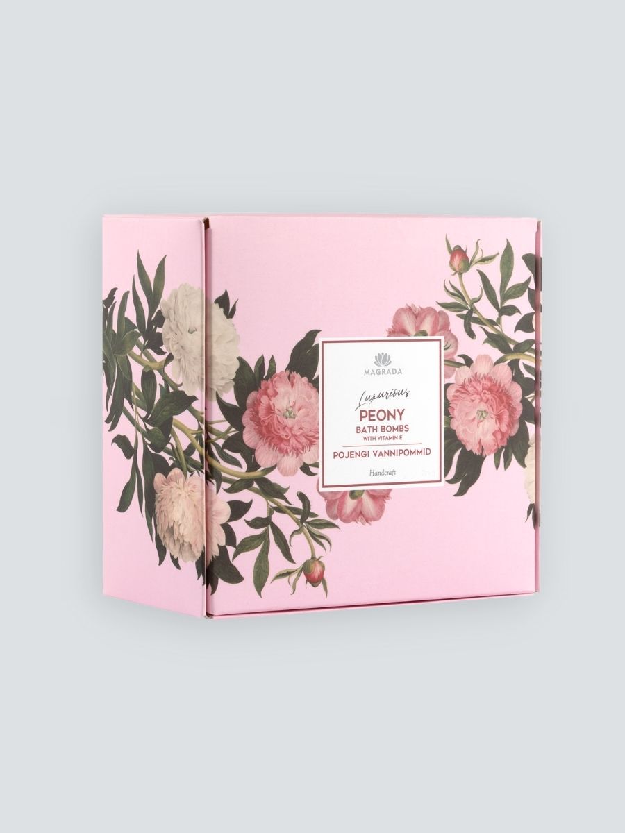 Magrada Organic Cosmetics peony bath bomb gift set in pink floral packaging with peony illustrations